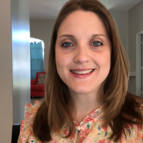 Meet your Posher, Rebecca - Picture 1 of 1